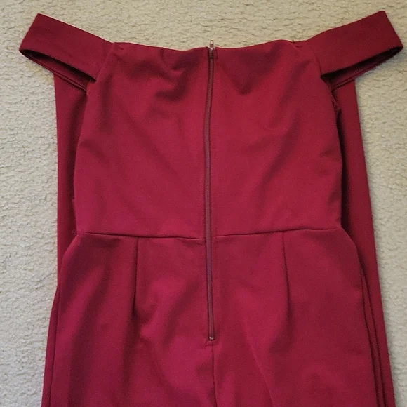 JUMPSUIT BACK ZIPPER - Picture 4 of 4